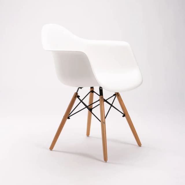 MIRA WOODEN LEG ARMCHAIR